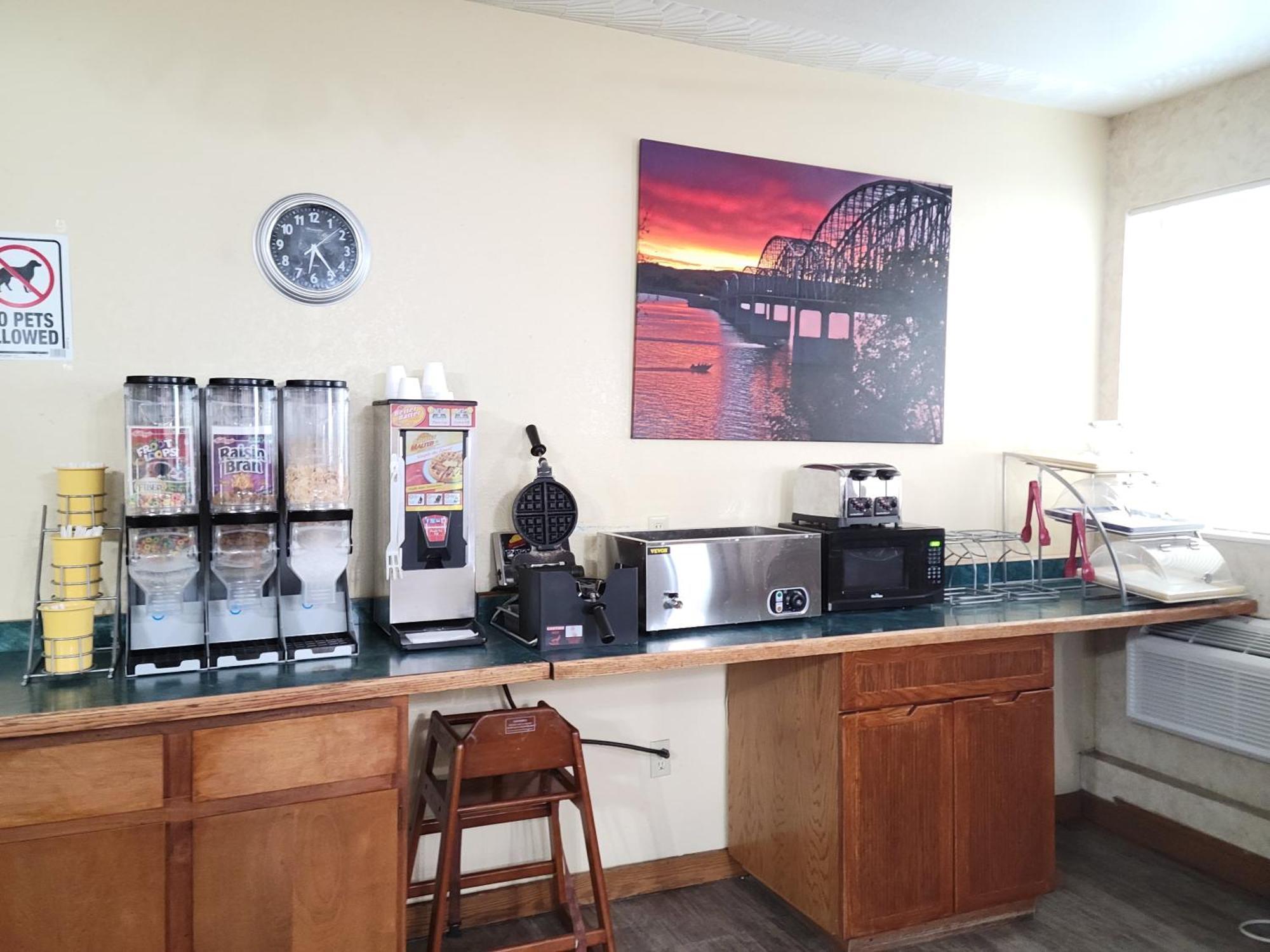 Econo Lodge Oacoma מראה חיצוני תמונה